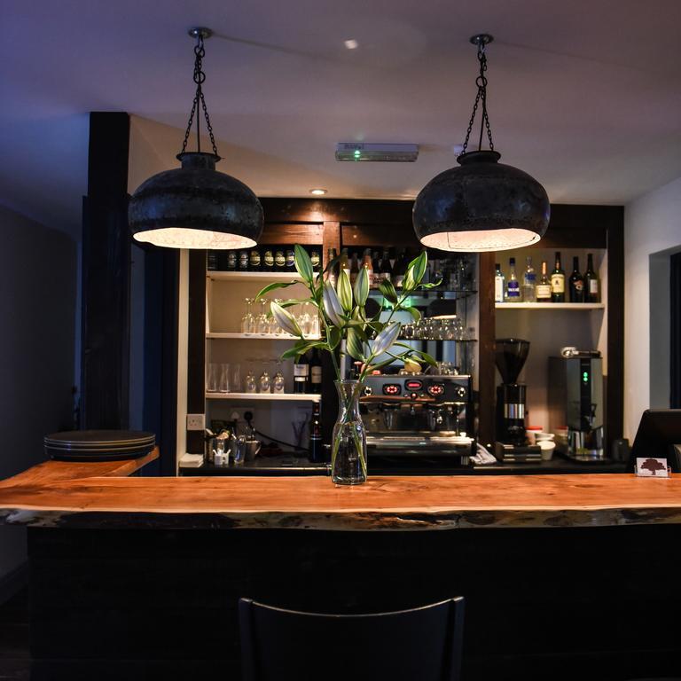 Armorica Hotel Oranmore Buitenkant foto