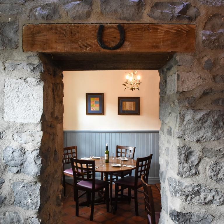 Armorica Hotel Oranmore Buitenkant foto