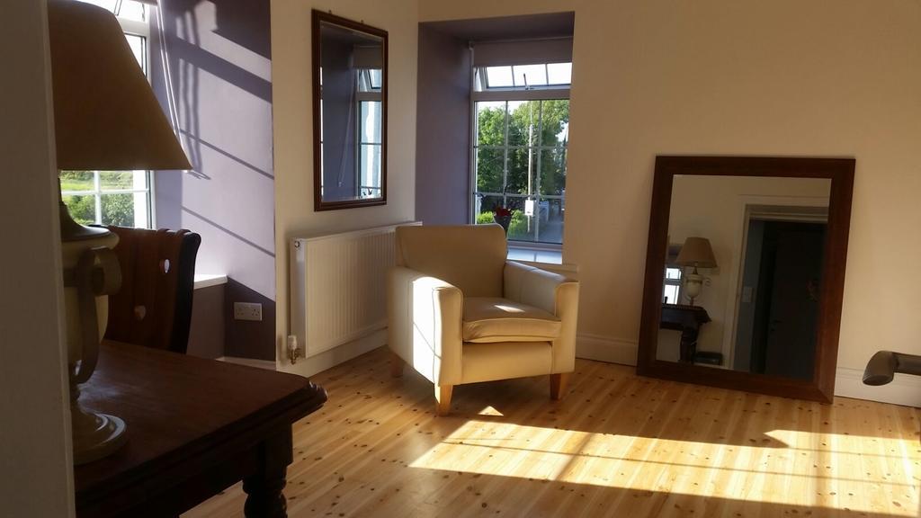 Armorica Hotel Oranmore Buitenkant foto