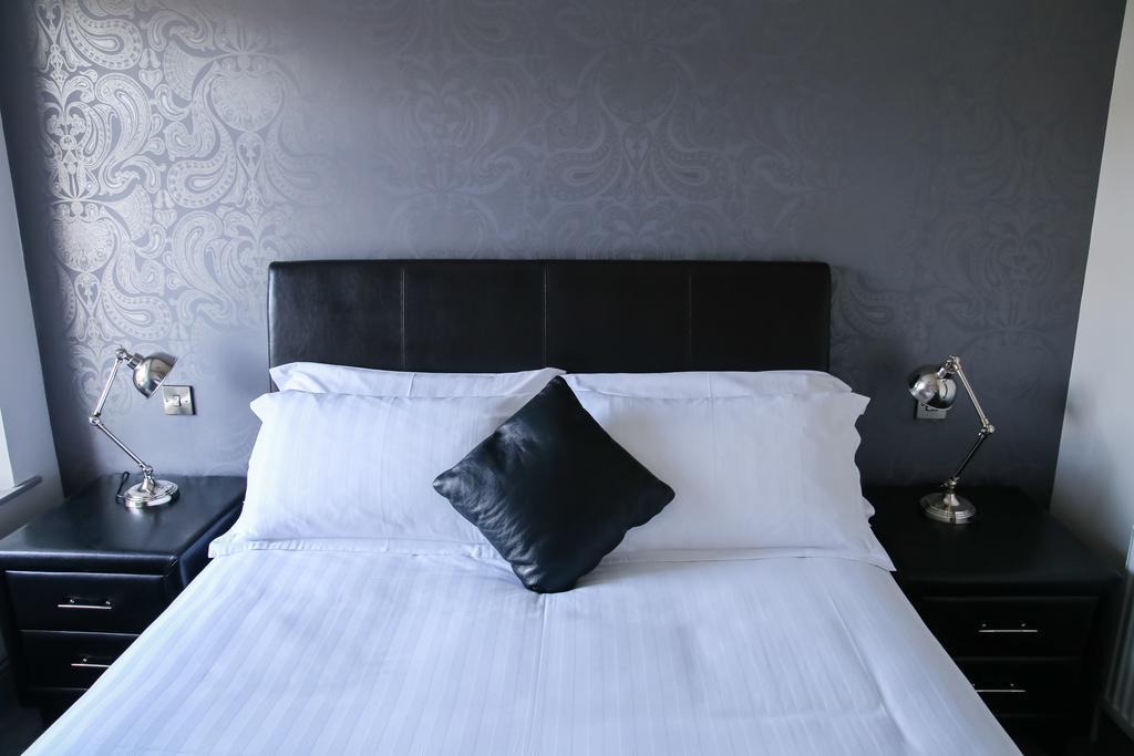 Armorica Hotel Oranmore Buitenkant foto